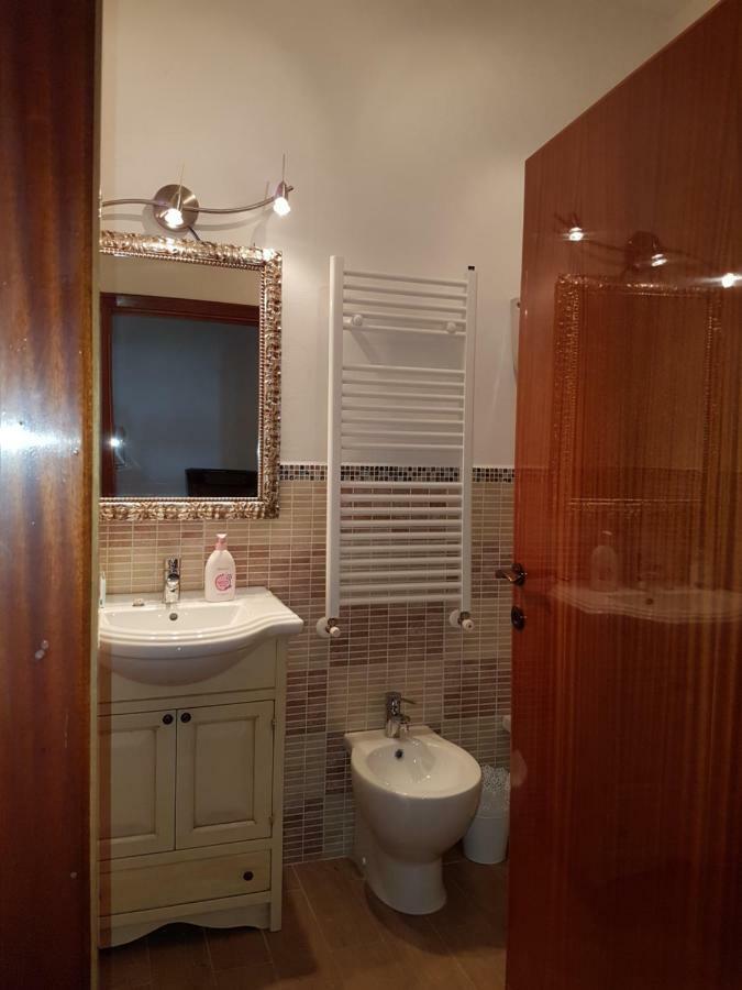 Antica Casa Di Famiglia Hotel Castiglione del Lago Luaran gambar