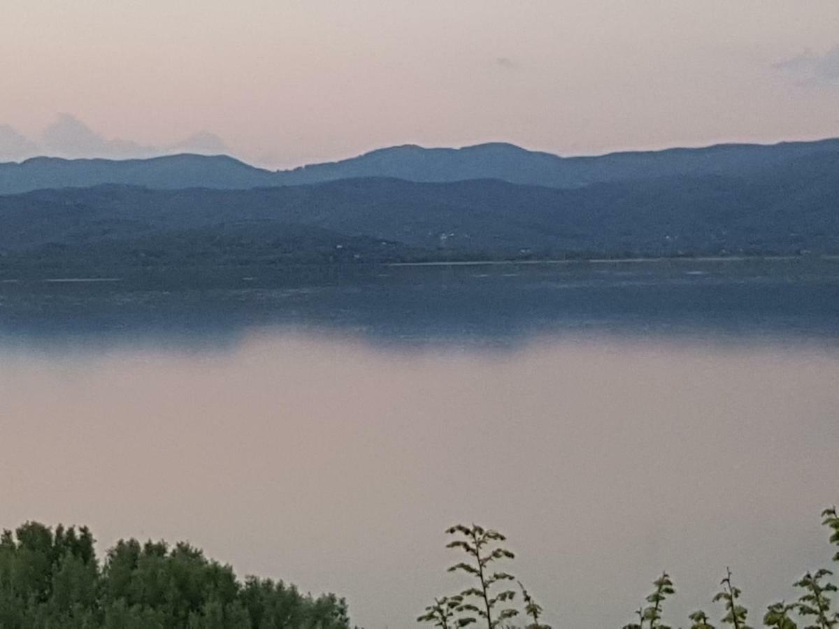 Antica Casa Di Famiglia Hotel Castiglione del Lago Luaran gambar