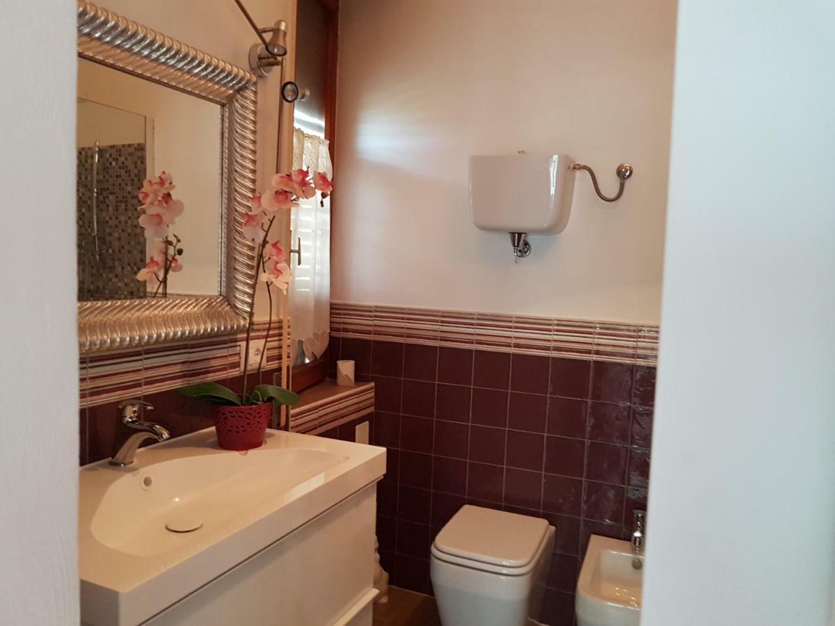Antica Casa Di Famiglia Hotel Castiglione del Lago Luaran gambar