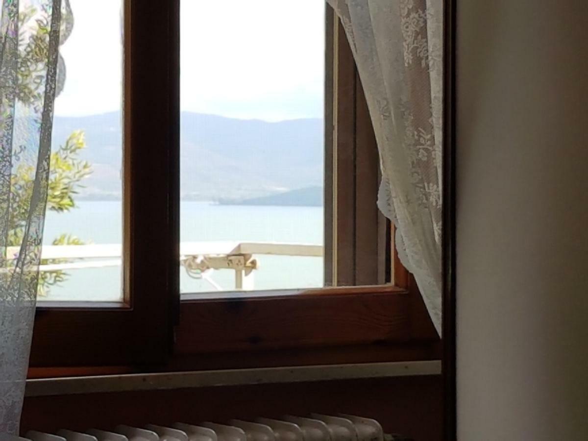 Antica Casa Di Famiglia Hotel Castiglione del Lago Luaran gambar